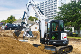 Miniescavadeira Bobcat